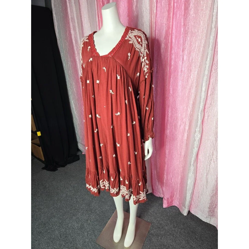 Free People Red Wine  Embroidered Crochet  Bohemian Dress With Slip Size Medium
